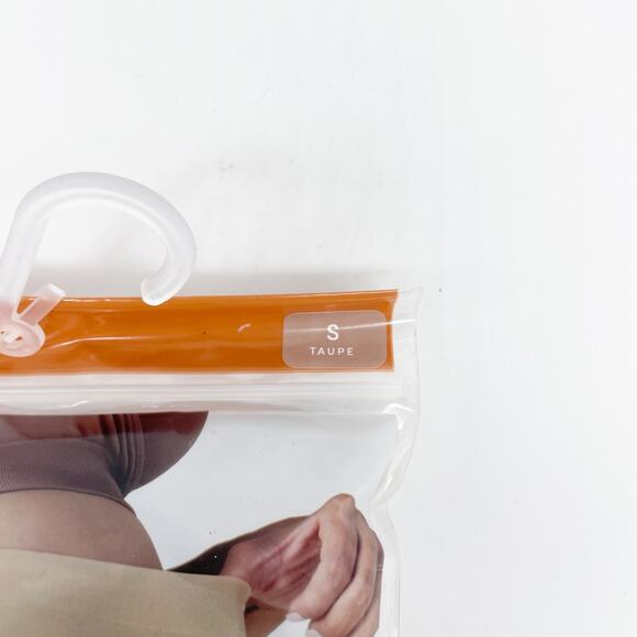 Ingrid & Isabel Maternity Seamless Shapewear Shorts Taupe Size Small - Picture 2 of 3